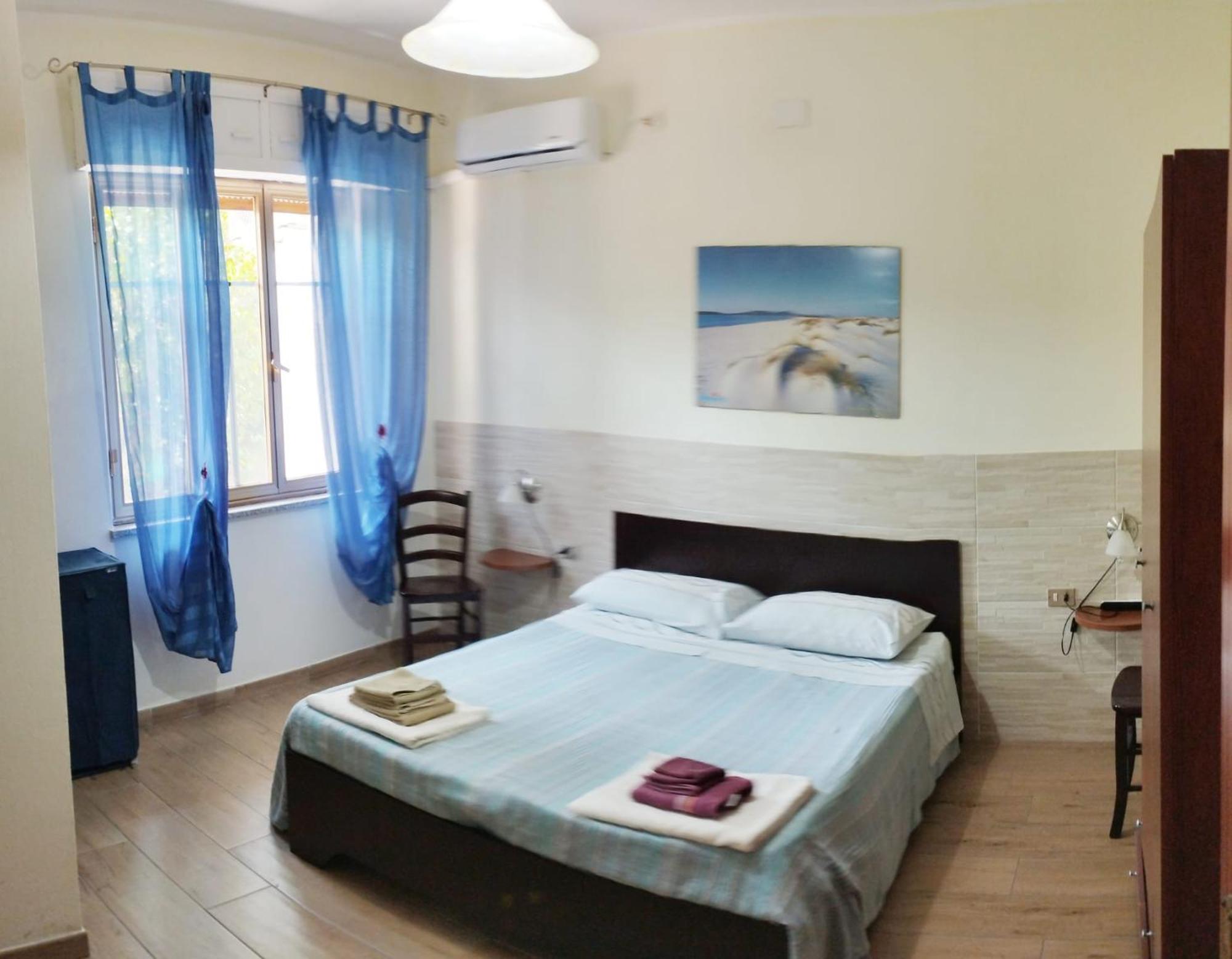 Casa Vacanze"Il Bouganville" 卡尔博尼亚 外观 照片